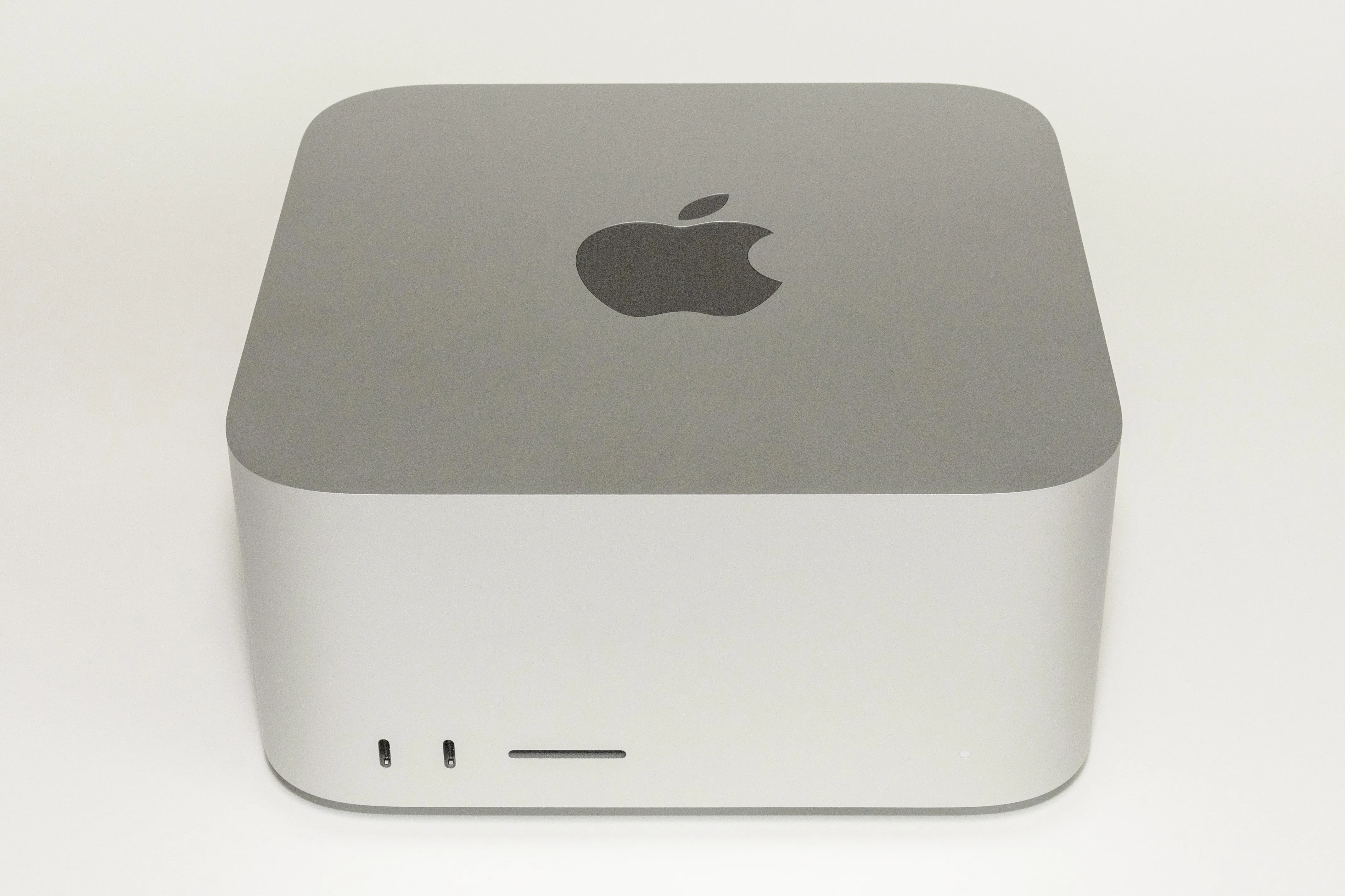 Apple Silicon 데스크톱 전면 제품 사진