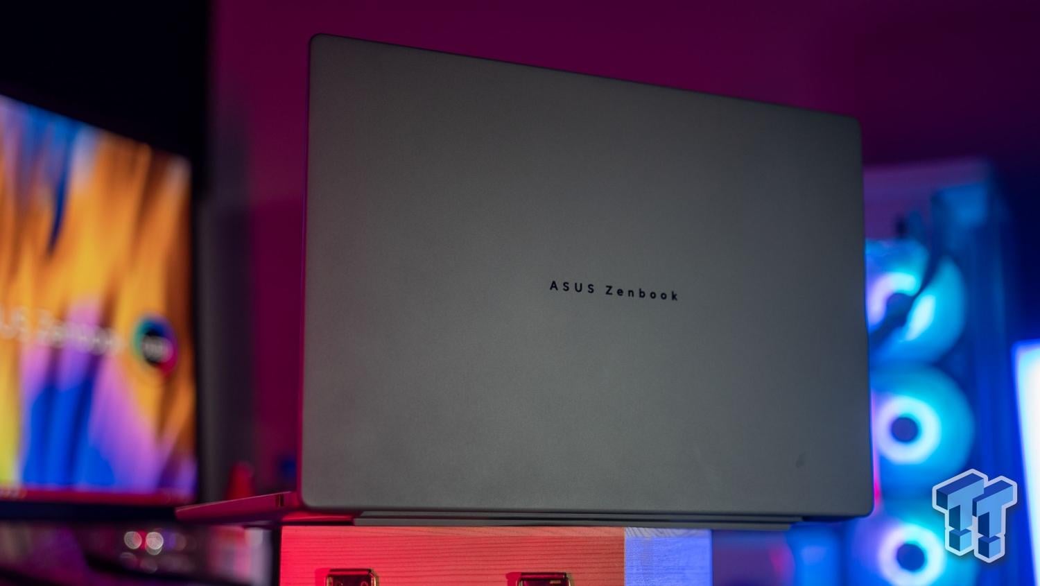 ASUS Zenbook A14 제품 사진