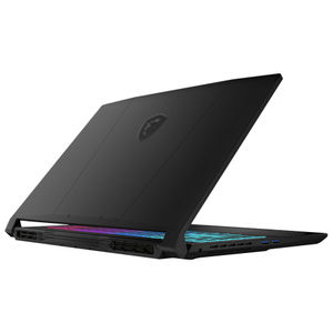 MSI Katana 15 HX 실제 제품 사진 측면